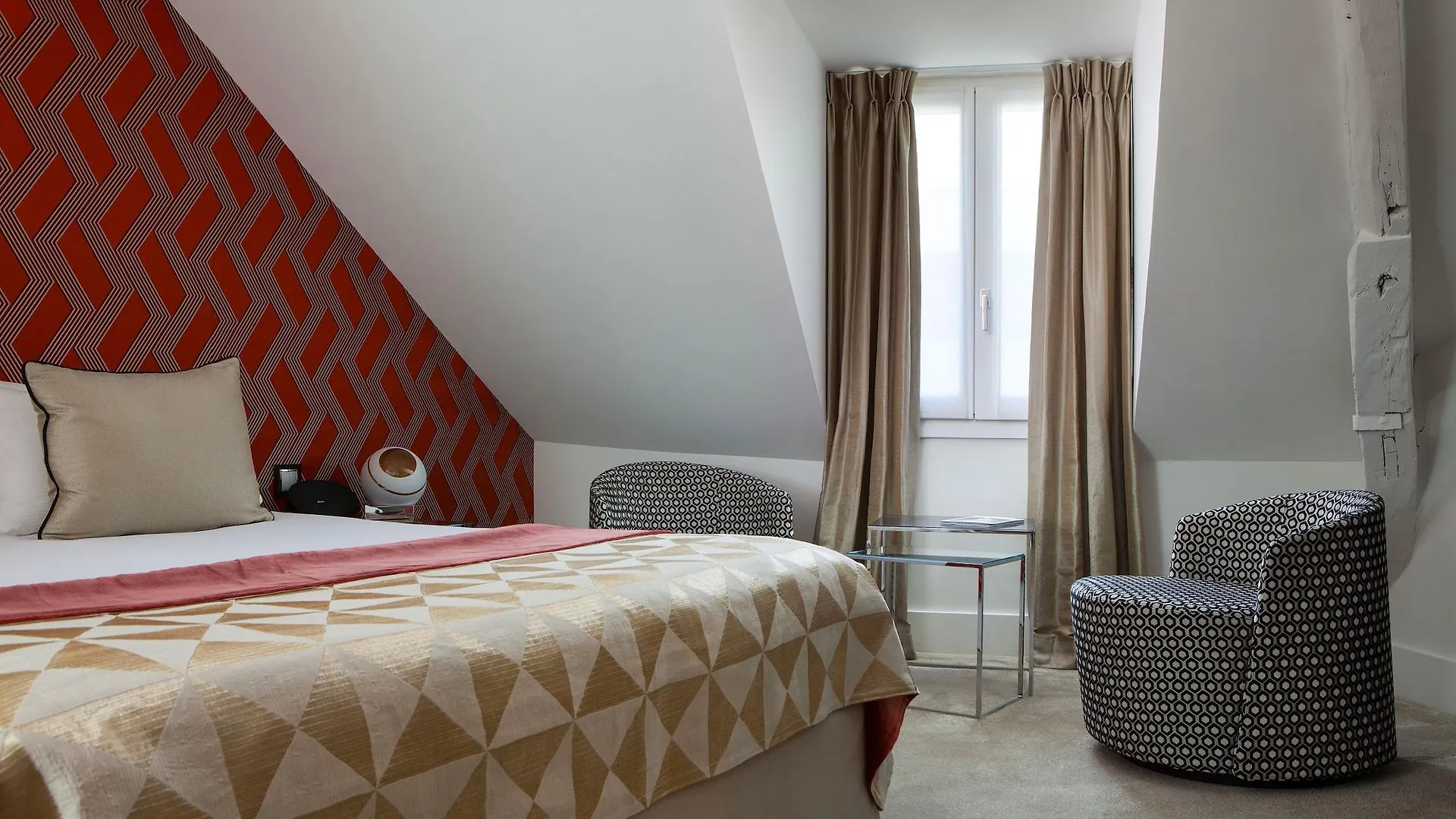 De Seze Hotel 4*
