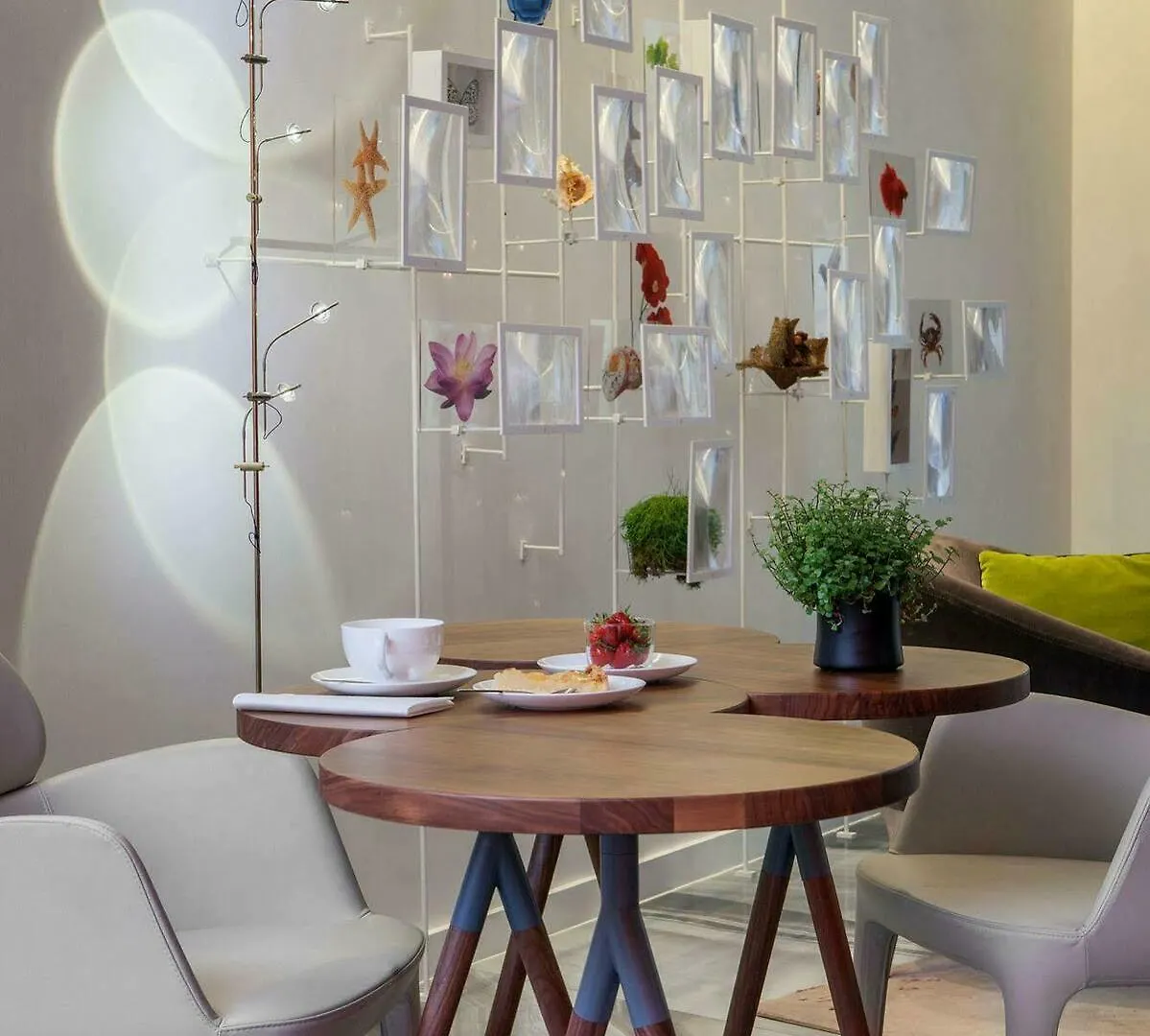 Hotel De Seze 4*